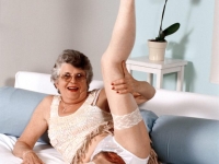 Grandma Carol Takes The Time Out To Spread Her Pus