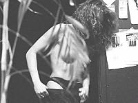 Unnoticed sexy Schnitte Changing ihr Clothes in das Backdoor 